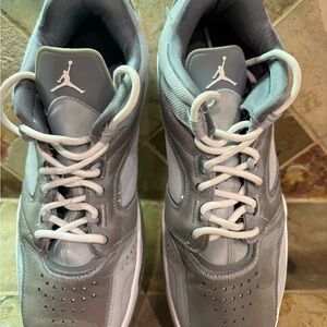 Jordan Men's Silver and White Sneakers